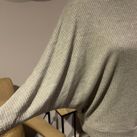 REBORN J grey thermal drop shoulder super cute top - Picture 3 of 5